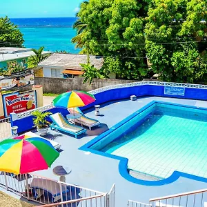 *** Hotel Marine View Jamaica